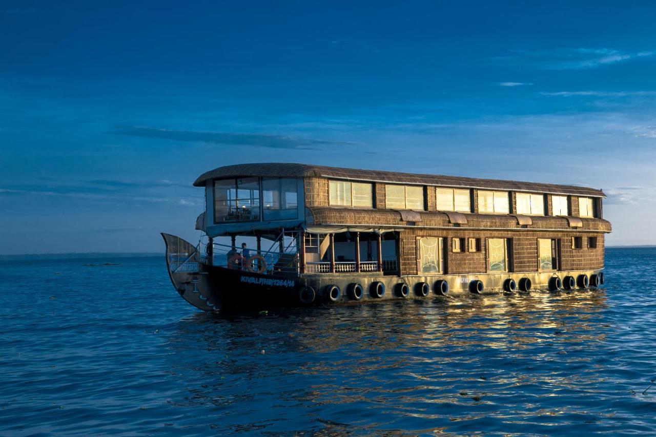 Hotel Harmony Houseboats Alappuzha Esterno foto