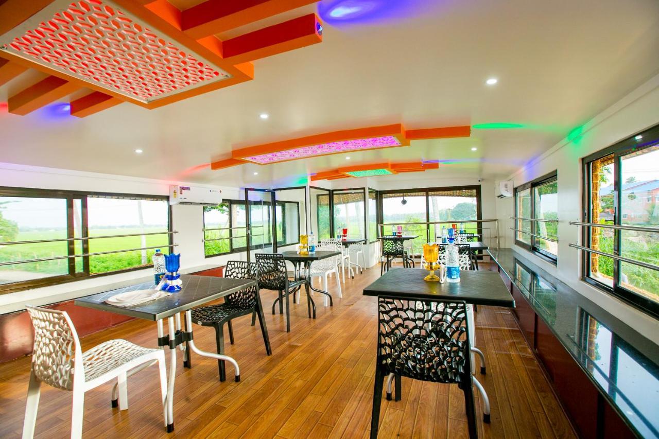 Hotel Harmony Houseboats Alappuzha Esterno foto